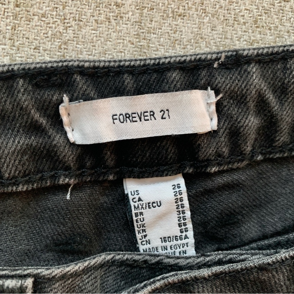 NWOT Forever 21 Dark Gray Wash High-Waisted Wide Leg Jeans - Picture 13 of 14